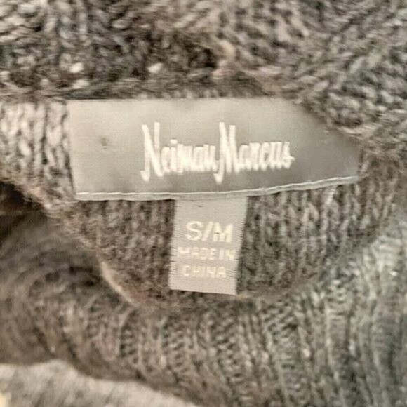 Neiman Marcus Cable Knit Stripe Turtle Neck Wrap Poncho Cape Winter Sweater - Picture 8 of 13
